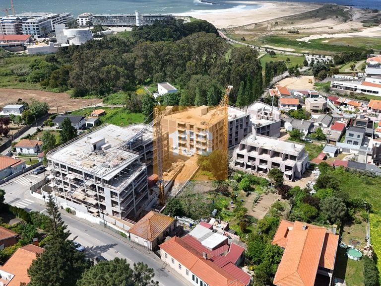Apartment for Sale in Canidelo, Porto 4