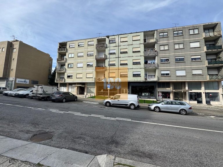 Apartment for Sale in Paranhos, Porto 11
