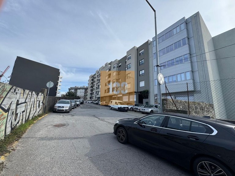 Apartment for Sale in Paranhos, Porto 17