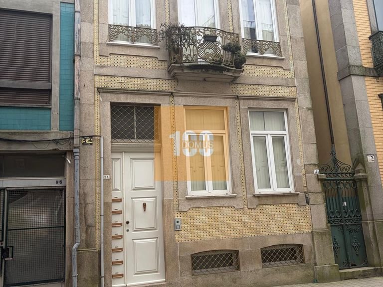 Apartment for Sale in Cedofeita, Santo Ildefonso, Sé, Miragaia, São Nicolau E Vitória, Porto 25