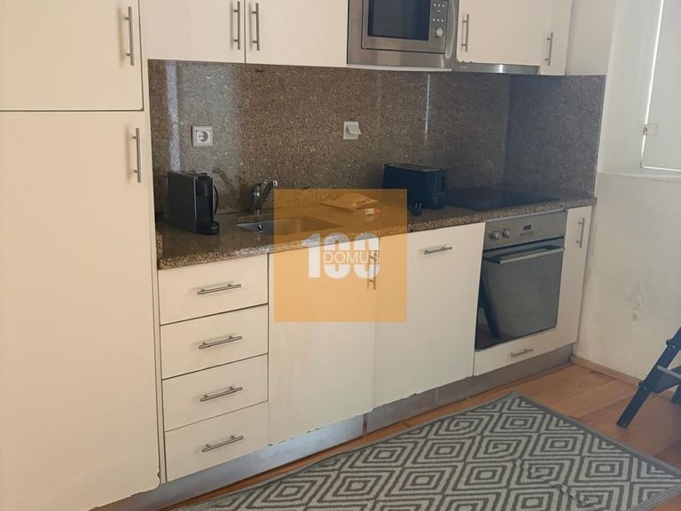 Apartment for Sale in Cedofeita, Santo Ildefonso, Sé, Miragaia, São Nicolau E Vitória, Porto 12