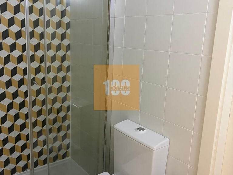 Apartment for Sale in Cedofeita, Santo Ildefonso, Sé, Miragaia, São Nicolau E Vitória, Porto 16