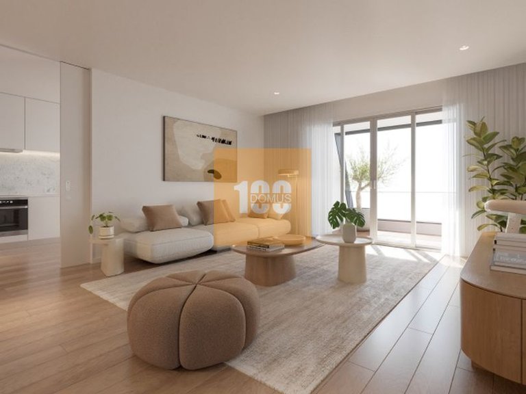 Apartment for Sale in Bonfim, Porto 2