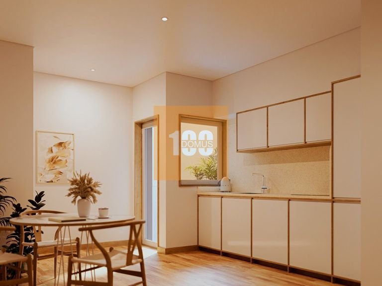 Apartment for Sale in Cedofeita, Santo Ildefonso, Sé, Miragaia, São Nicolau E Vitória, Porto 1