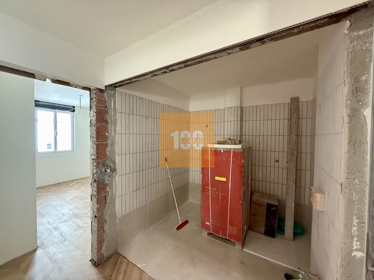 Apartment for Sale in Cedofeita, Santo Ildefonso, Sé, Miragaia, São Nicolau E Vitória, Porto 12
