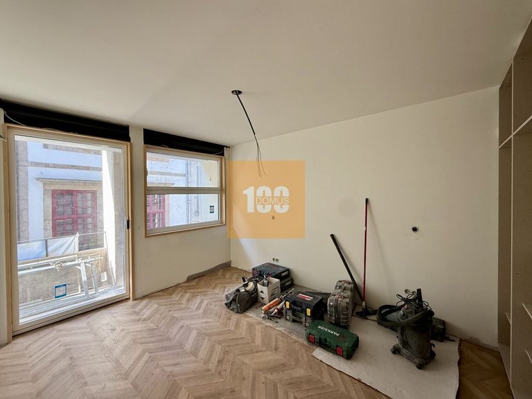 Apartment for Sale in Cedofeita, Santo Ildefonso, Sé, Miragaia, São Nicolau E Vitória, Porto 4