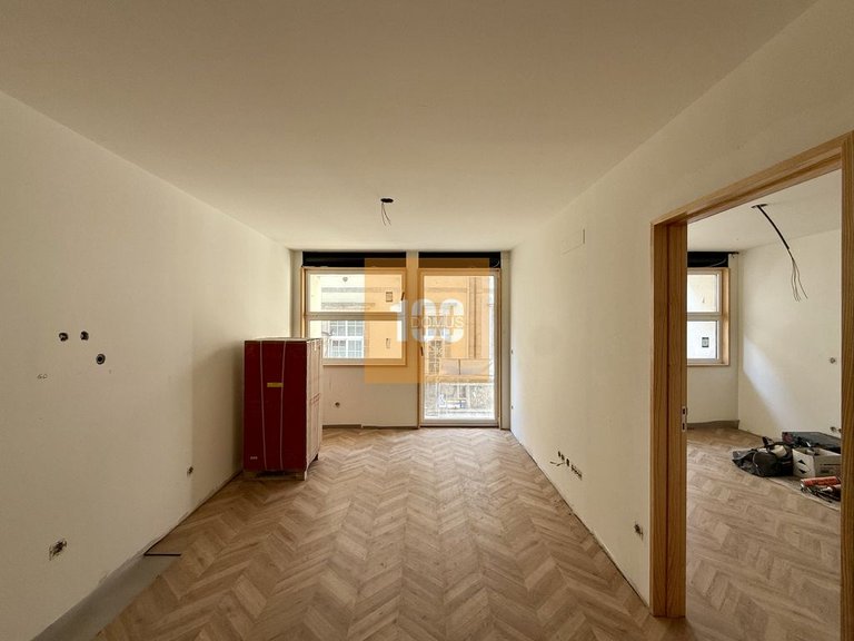 Apartment for Sale in Cedofeita, Santo Ildefonso, Sé, Miragaia, São Nicolau E Vitória, Porto 7