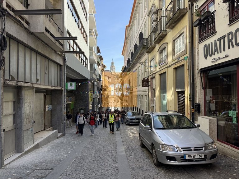 Commercial for Sale in Cedofeita, Santo Ildefonso, Sé, Miragaia, São Nicolau E Vitória, Porto 10