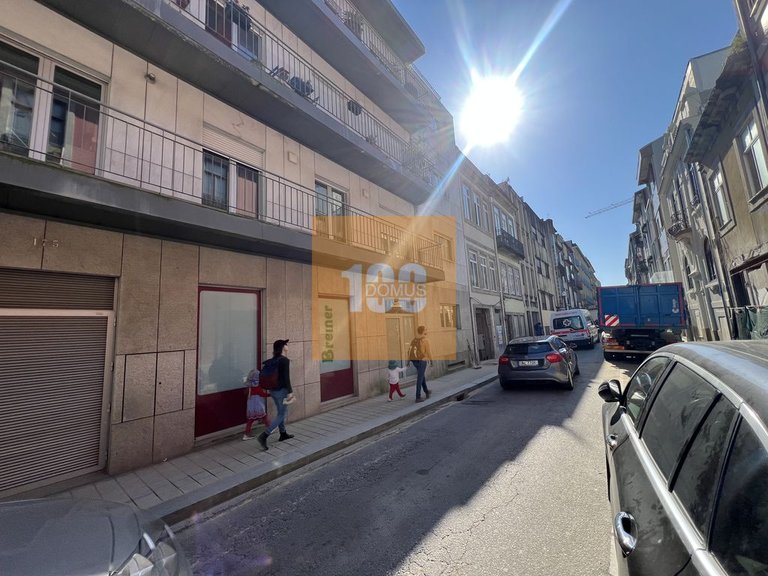 Apartment for Sale in Cedofeita, Santo Ildefonso, Sé, Miragaia, São Nicolau E Vitória, Porto 43