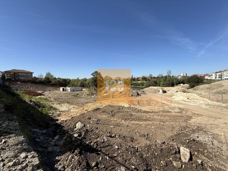 Commercial for Sale in Paranhos, Porto 9