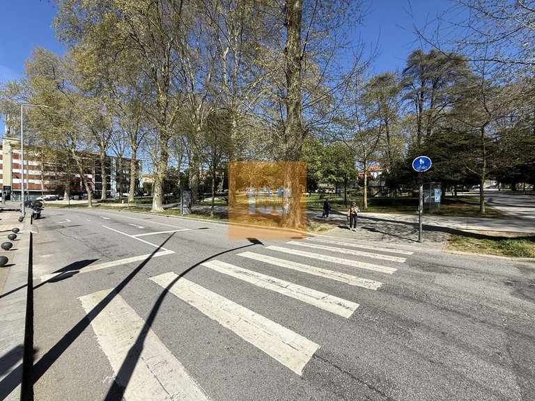 Commercial for Sale in Paranhos, Porto 15