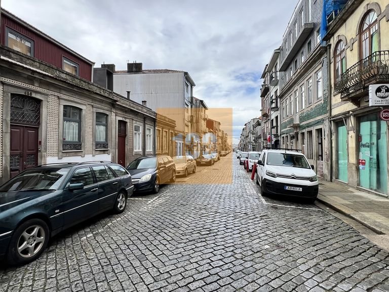 Apartment for Sale in Bonfim, Porto 8