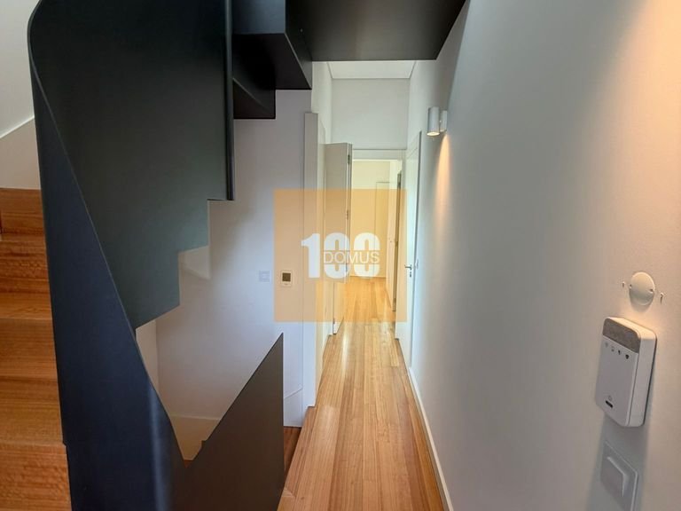 Town House for Sale in Matosinhos, Porto 11