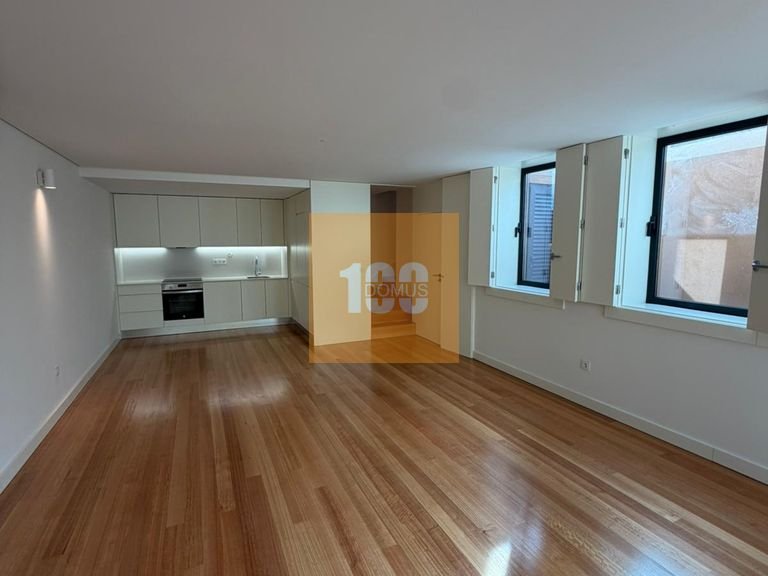Town House for Sale in Matosinhos, Porto 13