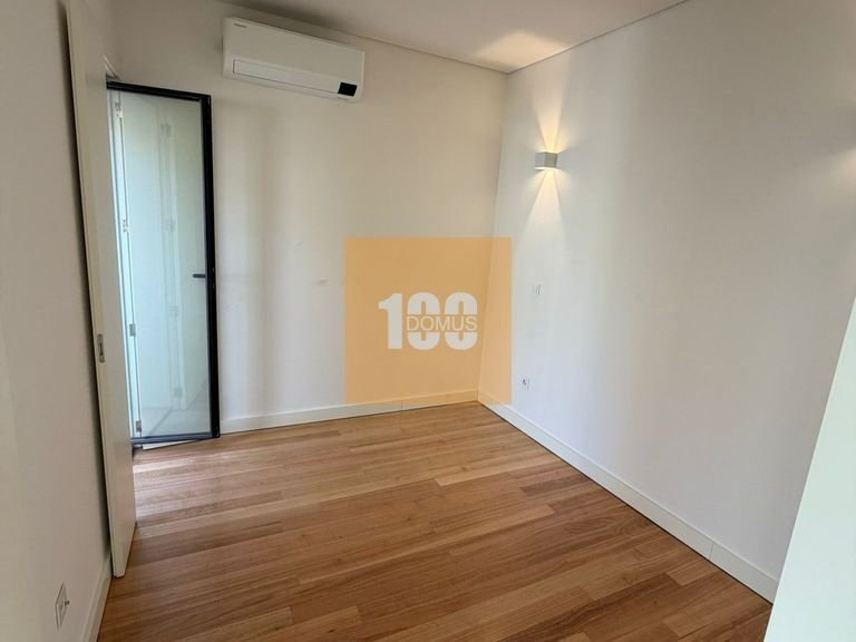 Town House for Sale in Matosinhos, Porto 26