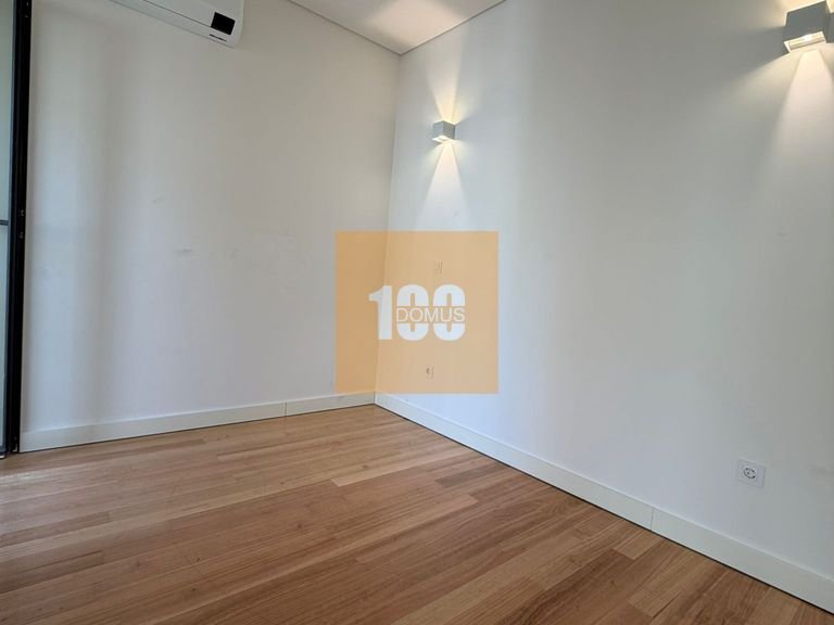 Town House for Sale in Matosinhos, Porto 28