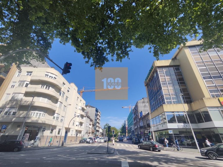 Apartment for Sale in Cedofeita, Santo Ildefonso, Sé, Miragaia, São Nicolau E Vitória, Porto 11