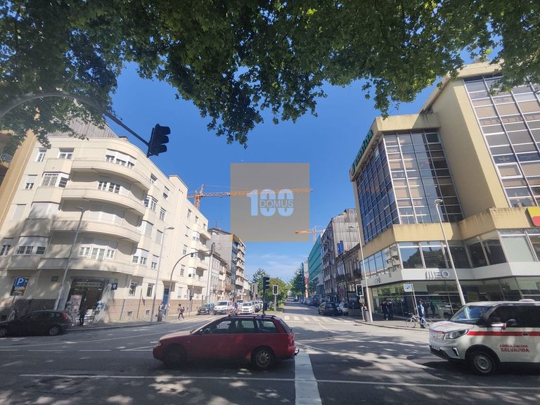 Apartment for Sale in Cedofeita, Santo Ildefonso, Sé, Miragaia, São Nicolau E Vitória, Porto 12