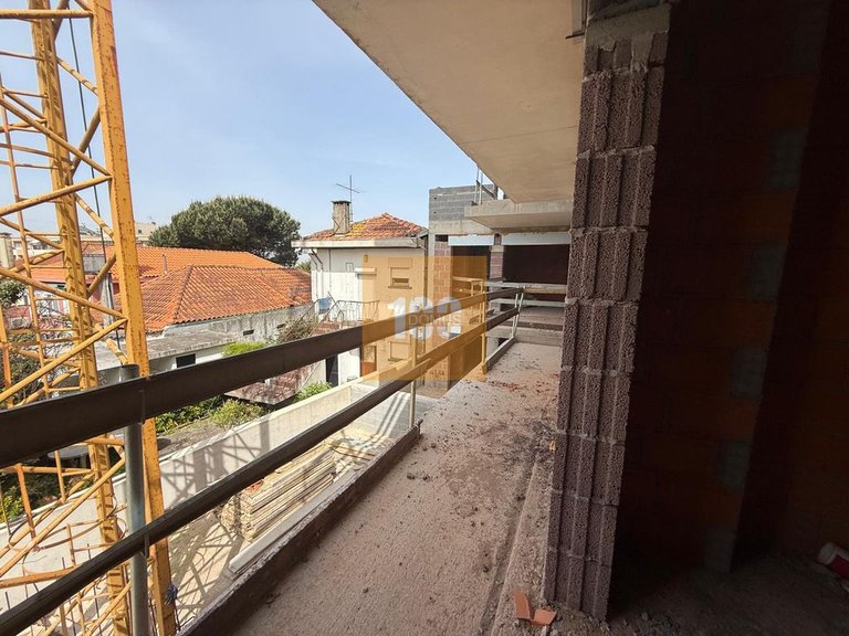 Apartment for Sale in São Mamede De Infesta, Porto 11
