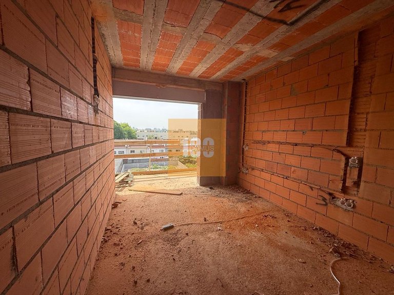 Apartment for Sale in São Mamede De Infesta, Porto 21