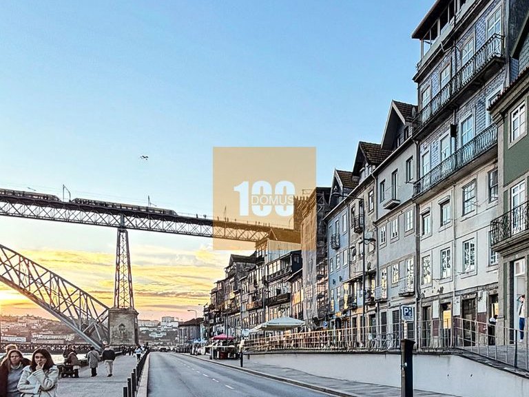 Commercial for Sale in Cedofeita, Santo Ildefonso, Sé, Miragaia, São Nicolau E Vitória, Porto 8