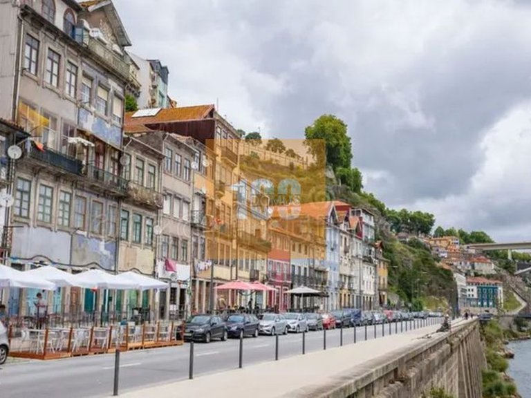 Commercial for Sale in Cedofeita, Santo Ildefonso, Sé, Miragaia, São Nicolau E Vitória, Porto 16