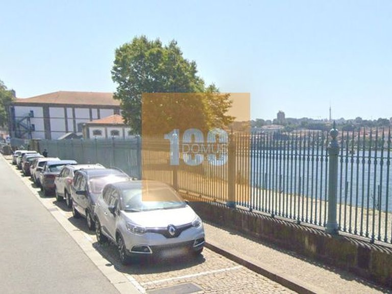 Commercial for Sale in Cedofeita, Santo Ildefonso, Sé, Miragaia, São Nicolau E Vitória, Porto 21