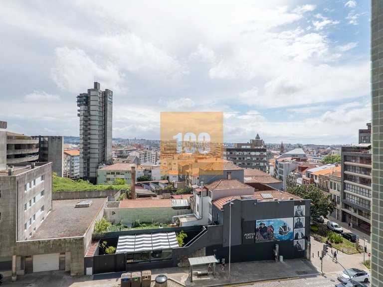 Apartment for Sale in Cedofeita, Santo Ildefonso, Sé, Miragaia, São Nicolau E Vitória, Porto 18