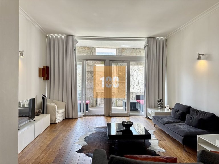 Apartment for Sale in Cedofeita, Santo Ildefonso, Sé, Miragaia, São Nicolau E Vitória, Porto 2