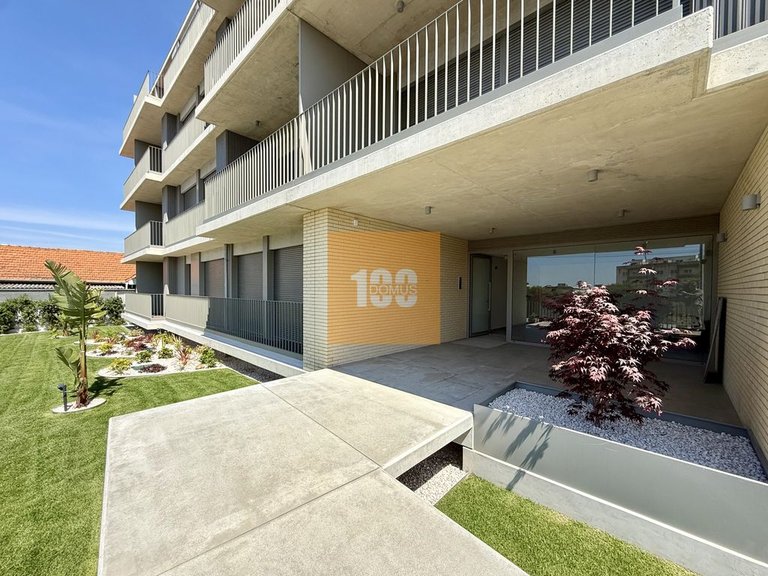Apartment for Sale in São Felix Da Marinha, Porto 9