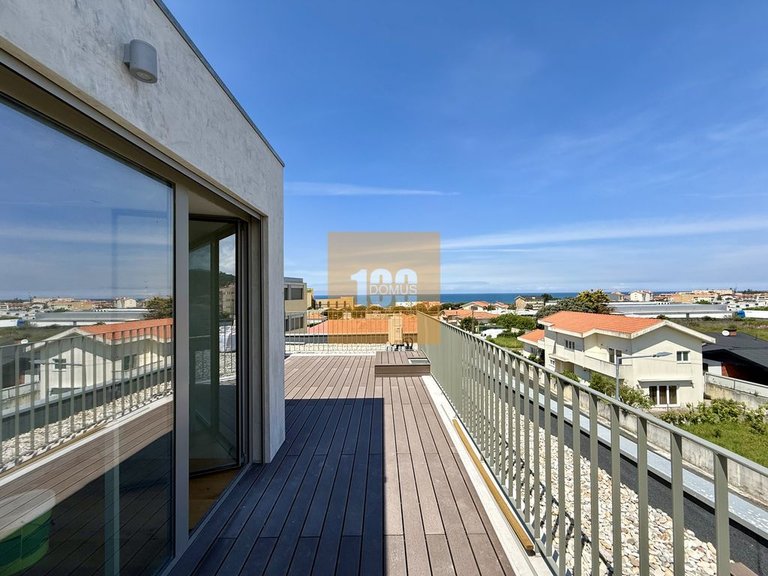 Apartment for Sale in São Felix Da Marinha, Porto 39