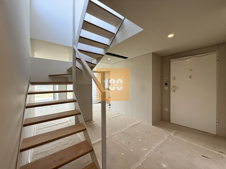 Apartment for Sale in São Felix Da Marinha, Porto 12