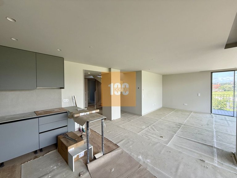 Apartment for Sale in São Felix Da Marinha, Porto 16