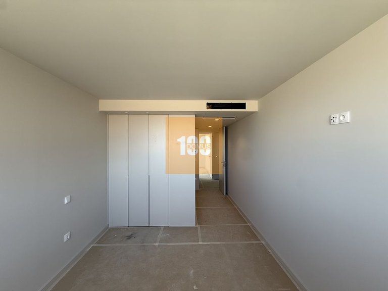 Apartment for Sale in São Felix Da Marinha, Porto 33