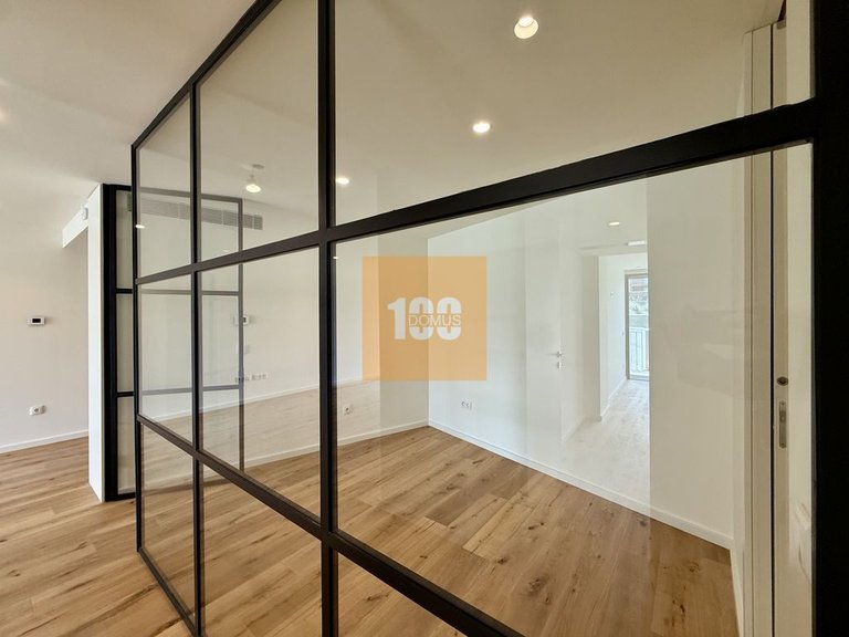 Apartment for Sale in São Felix Da Marinha, Porto 13