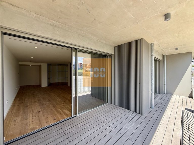 Apartment for Sale in São Felix Da Marinha, Porto 23