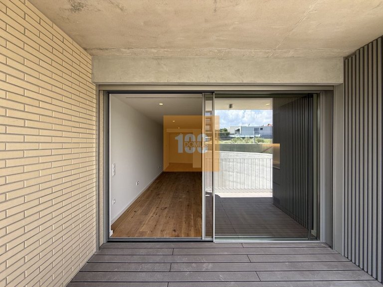 Apartment for Sale in São Felix Da Marinha, Porto 24