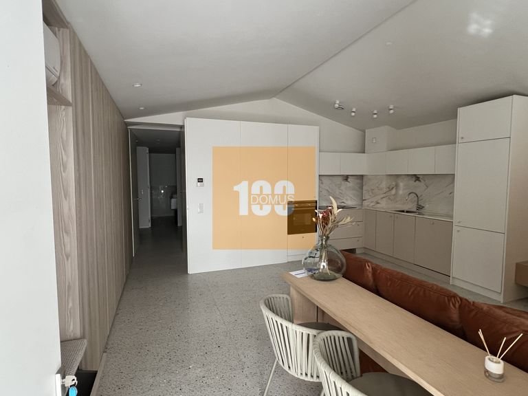 Apartment for Rent in Lordelo Do Ouro E Massarelos, Porto 2