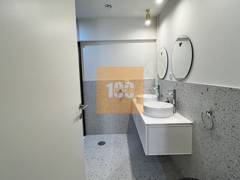 Apartment for Rent in Lordelo Do Ouro E Massarelos, Porto 7