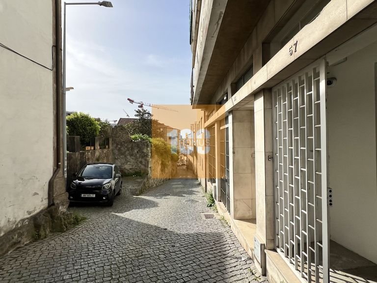 Apartment for Rent in Lordelo Do Ouro E Massarelos, Porto 19