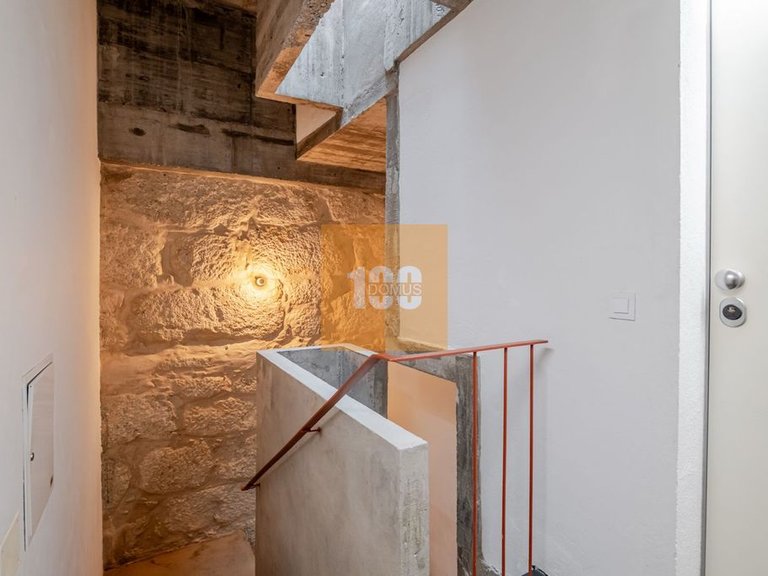 Commercial for Sale in Cedofeita, Santo Ildefonso, Sé, Miragaia, São Nicolau E Vitória, Porto 4