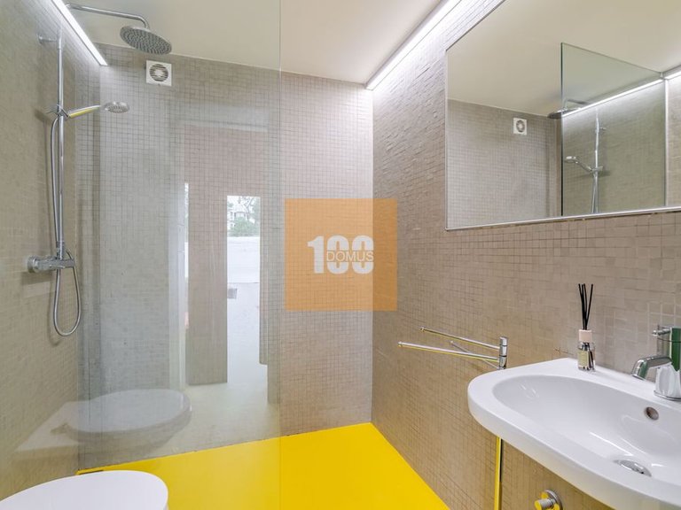 Commercial for Sale in Cedofeita, Santo Ildefonso, Sé, Miragaia, São Nicolau E Vitória, Porto 33