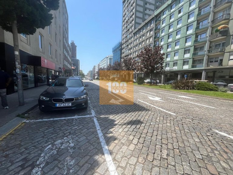 Apartment for Sale in Cedofeita, Santo Ildefonso, Sé, Miragaia, São Nicolau E Vitória, Porto 25
