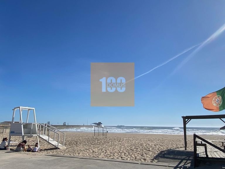 Apartment for Sale in Leça Da Palmeira, Porto 24