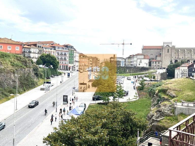 Apartment for Sale in Cedofeita, Santo Ildefonso, Sé, Miragaia, São Nicolau E Vitória, Porto 21