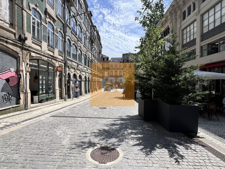 Commercial for Sale in Cedofeita, Santo Ildefonso, Sé, Miragaia, São Nicolau E Vitória, Porto 16