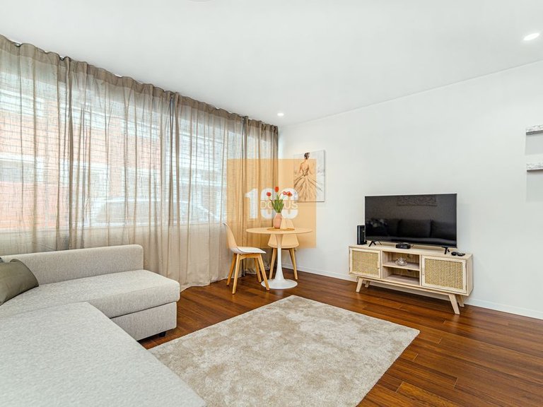 Apartment for Sale in Cedofeita, Santo Ildefonso, Sé, Miragaia, São Nicolau E Vitória, Porto 6