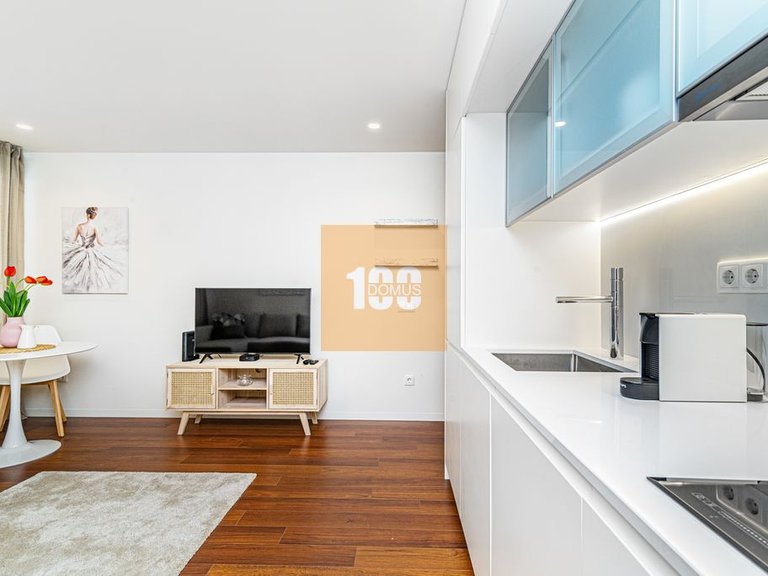 Apartment for Sale in Cedofeita, Santo Ildefonso, Sé, Miragaia, São Nicolau E Vitória, Porto 7