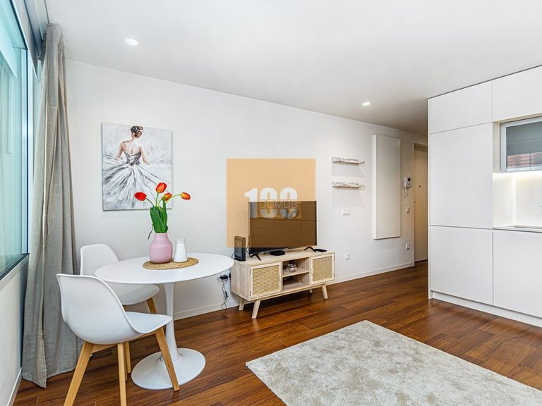 Apartment for Sale in Cedofeita, Santo Ildefonso, Sé, Miragaia, São Nicolau E Vitória, Porto 10