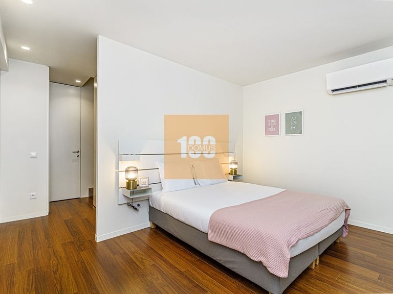 Apartment for Sale in Cedofeita, Santo Ildefonso, Sé, Miragaia, São Nicolau E Vitória, Porto 13